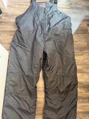 Men's Black Insulated Bib Snow Pants with Adjustable Straps